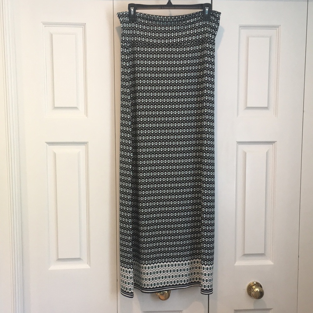 Sophie max skirt size large